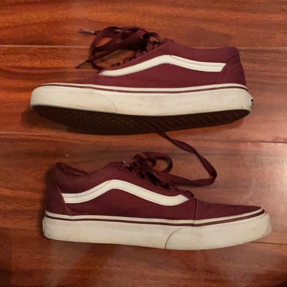 Worn maroon and white old skool vans - Picture 3 of 4